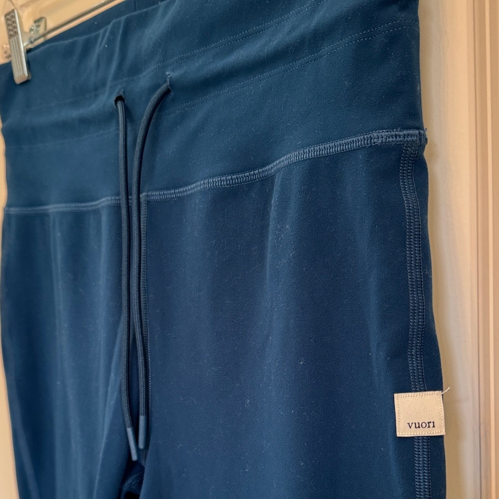 Vuori Blue Leggings
